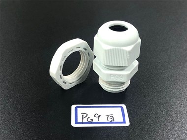 塑料接头 过线接头PG9
